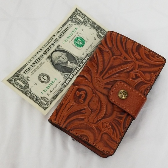 Patricia Nash Prairie Rose Cirella Wallet - Picture 5 of 5